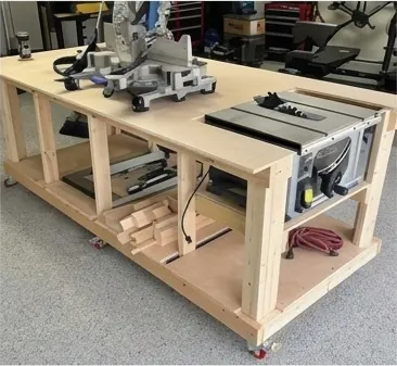 Workshop and tools woodworking plan example
